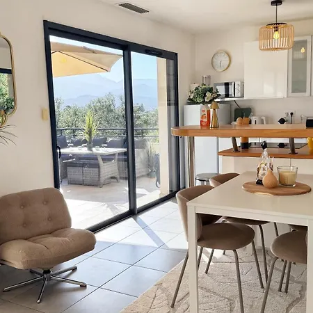 Climatisé Avec Piscine Et Sublime Vue