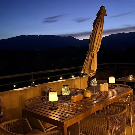 Climatisé Avec Piscine Et Sublime Vue Appartement *