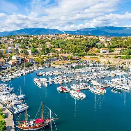 Climatisé Avec Piscine Et Sublime Vue * Porto-Vecchio (Corsica)